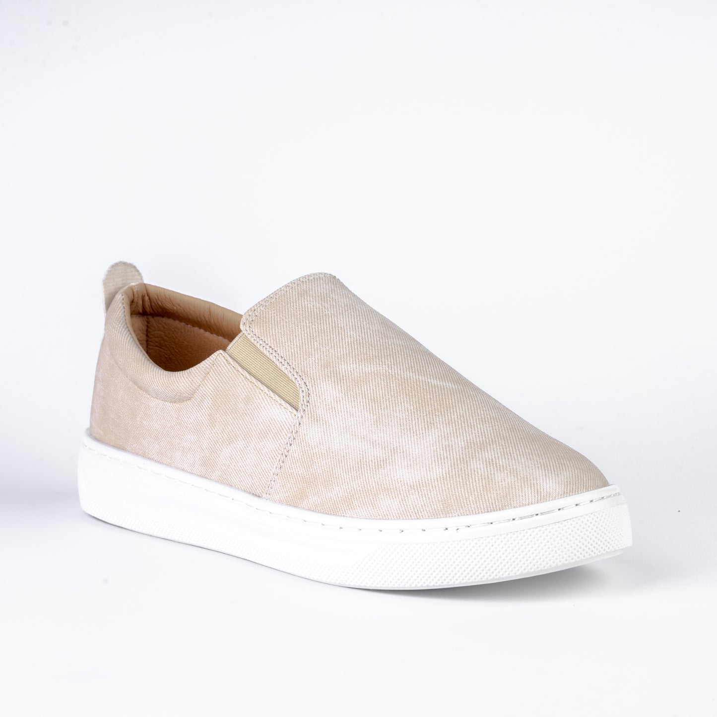 NXT1 Flat Sneaker