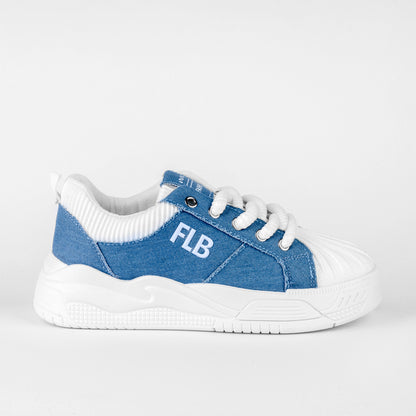 A23 Flat Sneaker