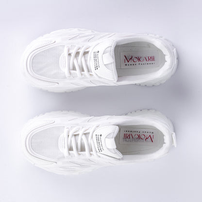 M110 Flat Sneaker