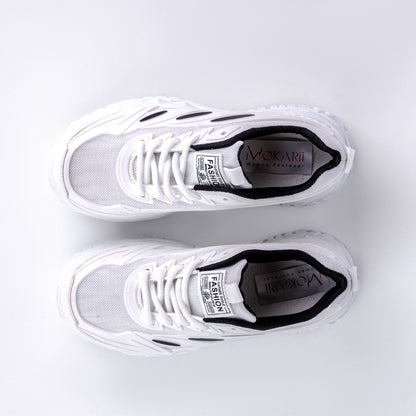 M104 Flat Sneaker