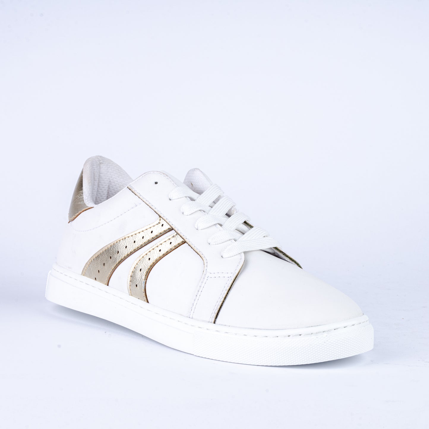 BK1 Flat Sneaker