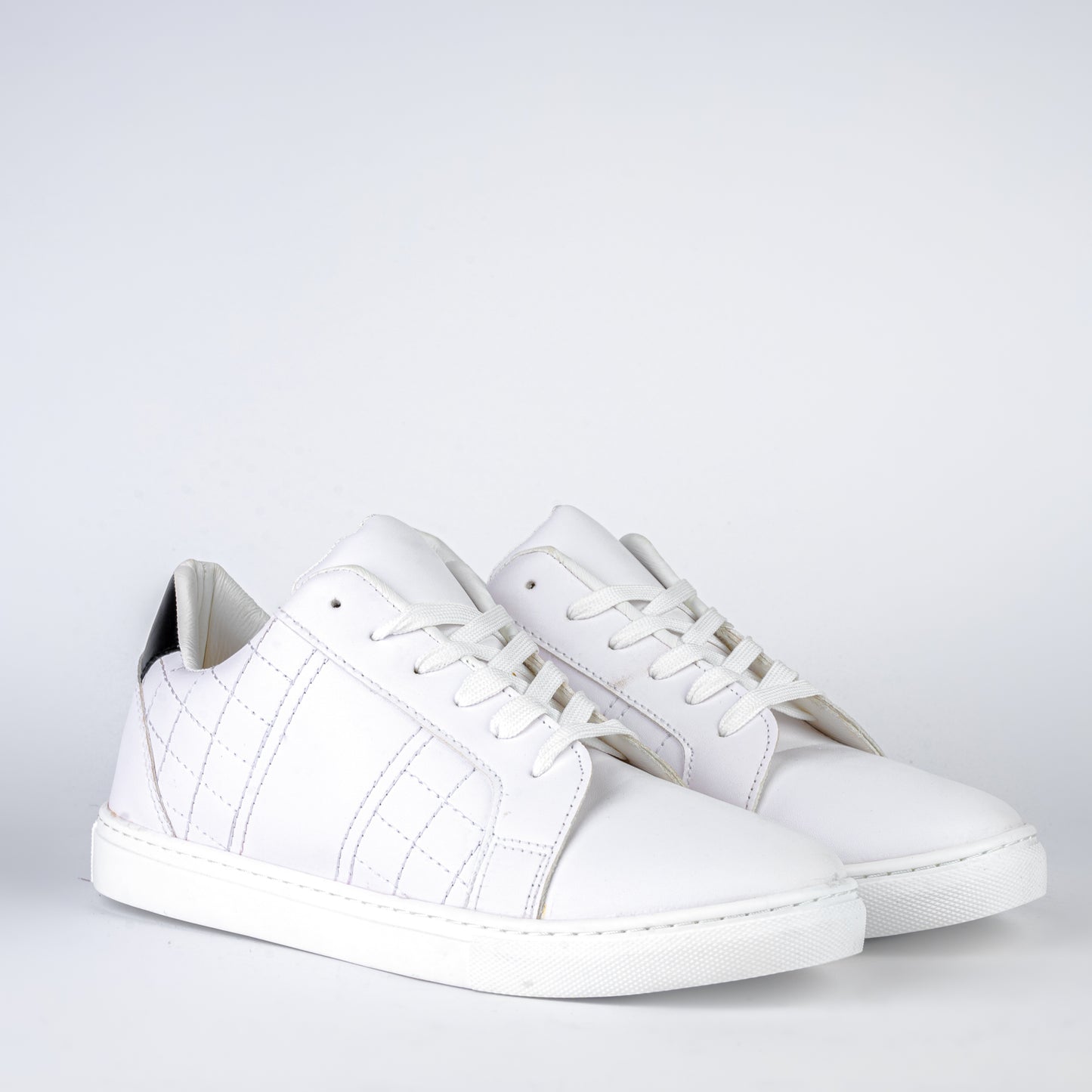 BK2 Flat Sneaker