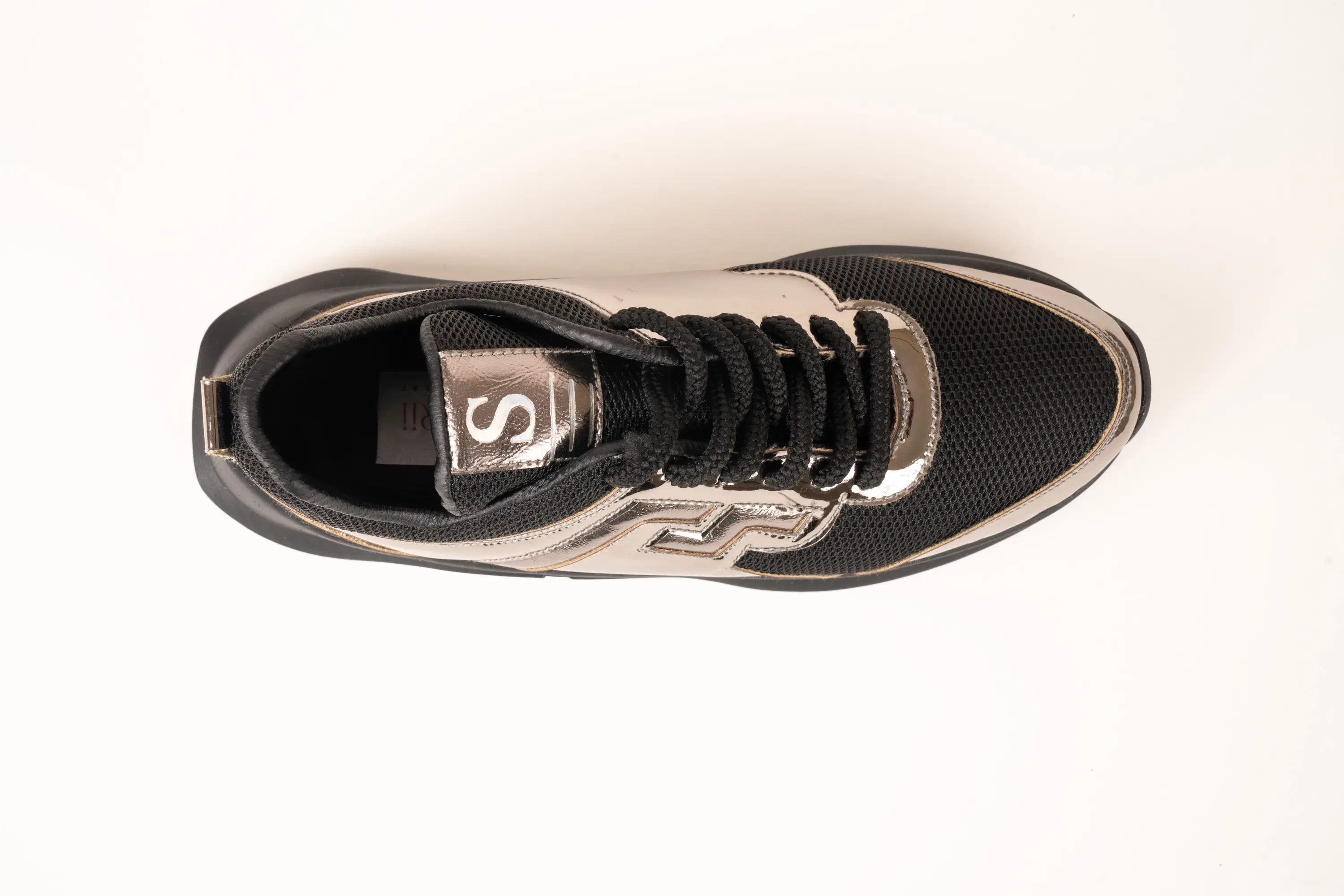 SG-3 Flat Sneaker